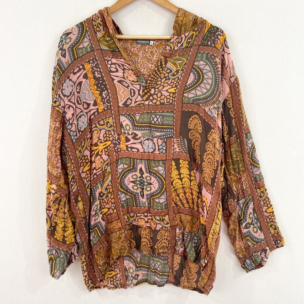 Earthbound Bohemian Printed Longsleeve Blouse size Medium V Neck Hooded